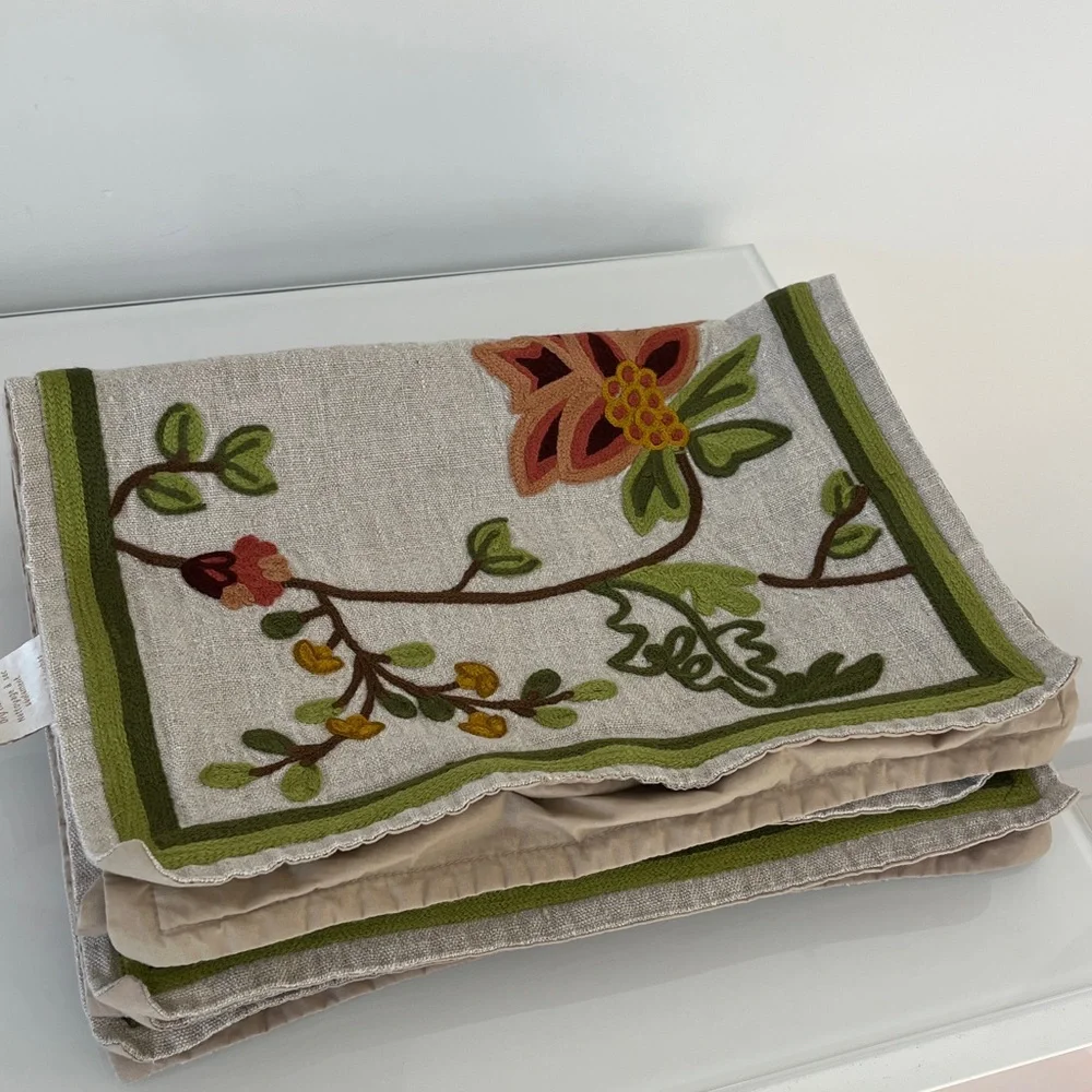 Williams Sonoma Crewel Embroidered Autumn Flowers Linen Placemats Set of 5
